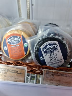 Cashew milk cheese ~ 7/11/21 at Everyday Vegan Grocer - Online only in Central Singapore