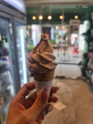 Soft serve ~ 22/8/23 at Everyday Vegan Grocer - Online only in Central Singapore