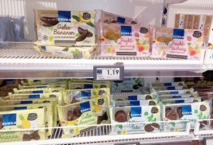 veganes süßes at Zurheide feine Kost in Dusseldorf