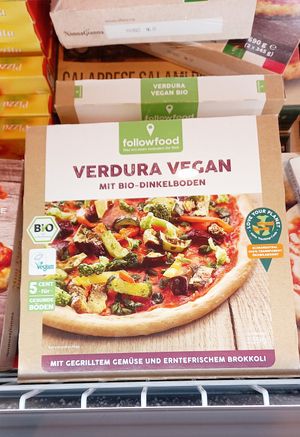 verdura vegan pizza at Alnatura - Konrad Adenauer in Dusseldorf