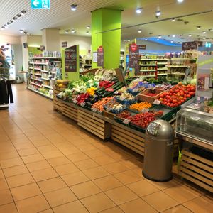 Veggies section  at Alnatura - Konrad Adenauer in Dusseldorf