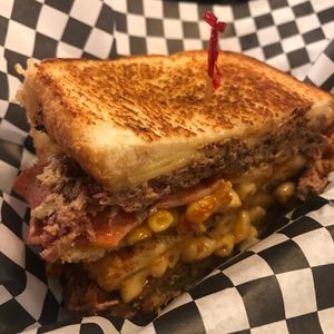 The Hooligans Melt at The Vegan Hooligans - Pop-up in Los Angeles