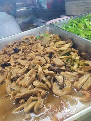 Mock stuff ~ at San Yuan Zhai 三元斋 in West Singapore