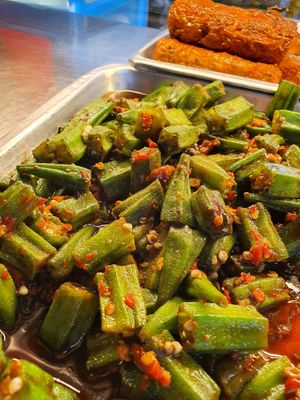 Lady fingers ~ Circuit Breaker Period Phase 2 at Yuan Yuan Vegetarian  in East Singapore