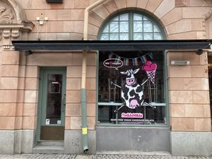 Facade   at StikkiNikki - Mariatorget in Stockholm