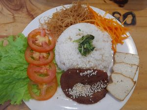 Vegan com tam at Chay Nha Toi in Ho Chi Minh City
