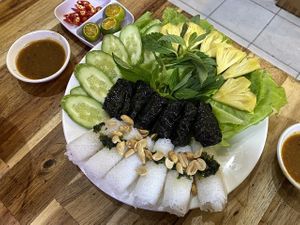 Piper leave rolls at Chay Nha Toi in Ho Chi Minh City