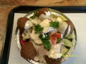 Assiette classique libannaise at Falafel Manie in Laval