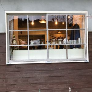 Shop window~ at Okunagaya Organic Life Store in Fukuoka