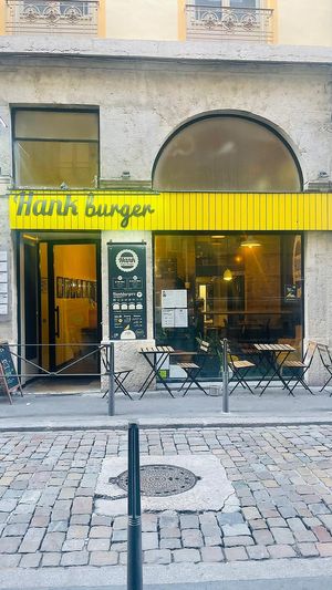 Hunk Lyon  at Hank Cuisine Végétale in Lyon
