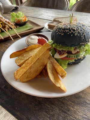 Vegge Burger  at Vegan Soul Kitchen in Penida Island