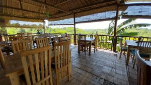 Restaurant at Vegan Soul Kitchen in Penida Island