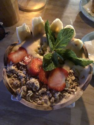 Smoothie bowl at Vegan Soul Kitchen in Penida Island