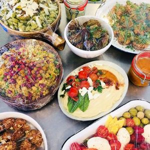 Wedding take away dishes at Living in Geel