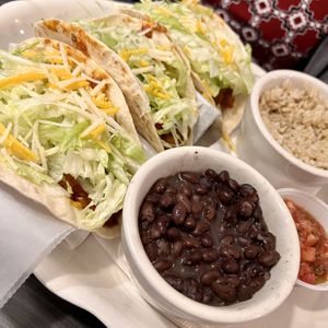 3 bean chili tacos at Colonial Diner in Woodbury