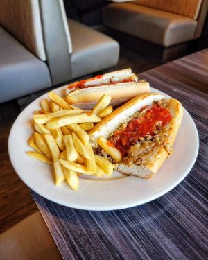 Vegan Pizza Steak at Colonial Diner in Woodbury