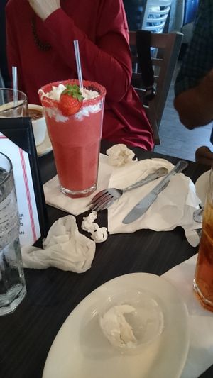 Strawberry smoothie  at Colonial Diner in Woodbury