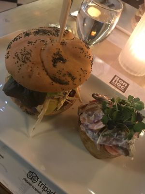 Vegan Burger at Bon Lloc in Mallorca