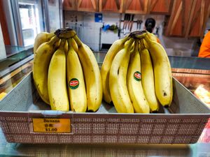 Banana at Fruit Box 白香果 - Tiong Bahru Plaza in Central Singapore