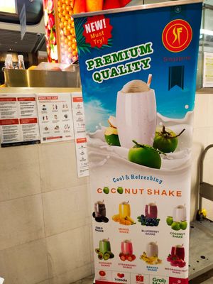 Shakes at SF Fruits & Juices - Waterway Point in Northeast Singapore
