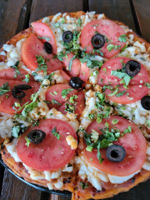 Caprese Pizza at Mi Vegano Favorito in San Jose Del Cabo