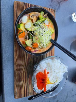 Leckeres, leicht scharfes, veganes Curry at Pizzeria San Antonio in St Anton Am Arlberg