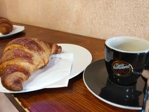 Cornetto and soy cappuccino at Il Bistrot in Perugia