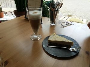 Lemonchesecake with Latte at Wildgroei in Delft