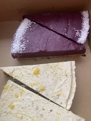 Blueberry and lemon cheesecake at Wildgroei in Delft