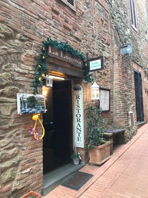  at Osteria La Loggetta in Paciano