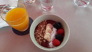 Açai bowl and orange juice at Joma in Vienna
