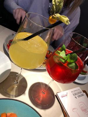 Mango Sprizz and Oriental Hugo at Joma in Vienna