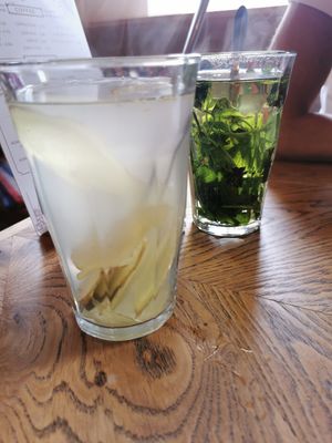 Ginger & mint tea at Karibu Cafe in Utrecht