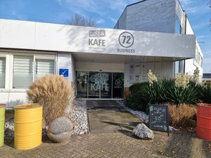 Entrance at Black & White Kafe in Breda