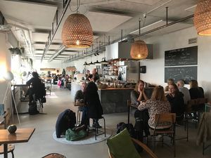 Lovely vibes @ Kafé at Black & White Kafe in Breda