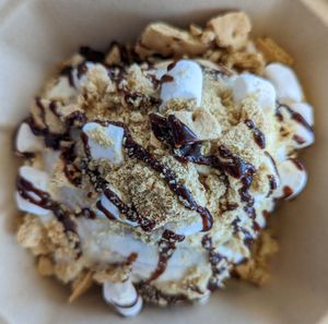 Campfire S'mores at Cinnaholic in Henderson