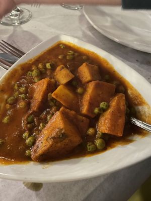 Alu Mater at Shahi Palace in Sioux Falls