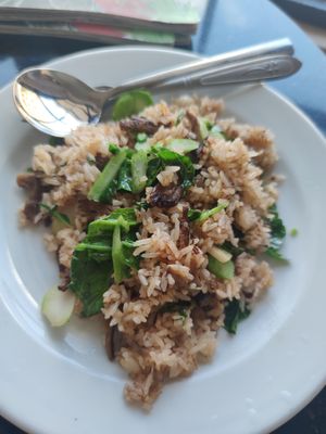 Fried rice with mushroom and vegetables at Monorom Garden in Battambang
