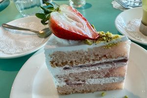 Strawberry shortcake  #Veganuary at Privé - Keppel Bay in Central Singapore