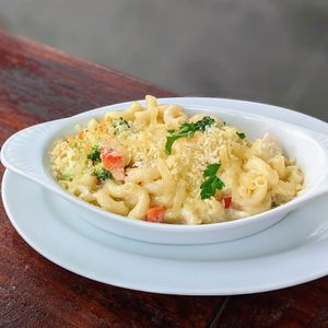 Vegan ‘Lobsta’ Mac & Cheese at Privé - Keppel Bay in Central Singapore