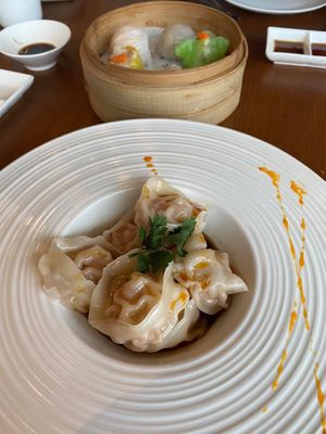 Sichuan Steamed Dumplings with Plant-Based Meat and Cabbage at Empress in Central Singapore