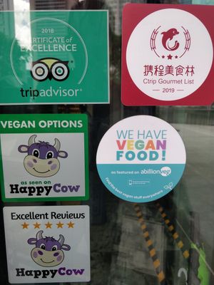 Happycow excellent reviews 5 stars decal at Empress in Central Singapore
