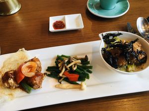 Mains at Empress in Central Singapore