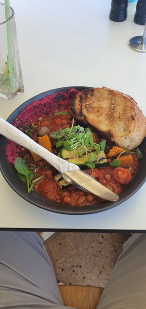 Veggie brekkie/hippie bowl at The Foreshore in Nightcliff