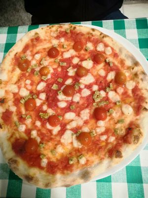 Pizza vegana at Verde Rucola in Cordoba