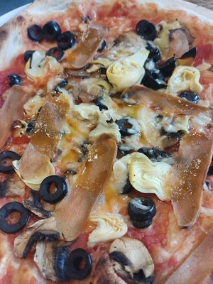 Pizza Vegana 4 estaciones at Verde Rucola in Cordoba