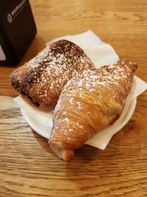 Chocolate pastry and croissant at Ovita in Bari
