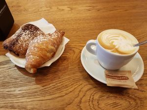 Pastries and cappuccino at Ovita in Bari