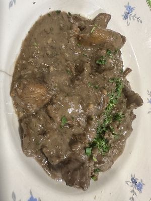 Setas con salsa castaña   at Vegani in Sevilla