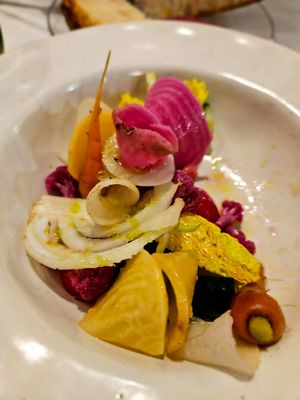 Crispy salad with fennel mayonnaise, very tasty at Vegani in Sevilla